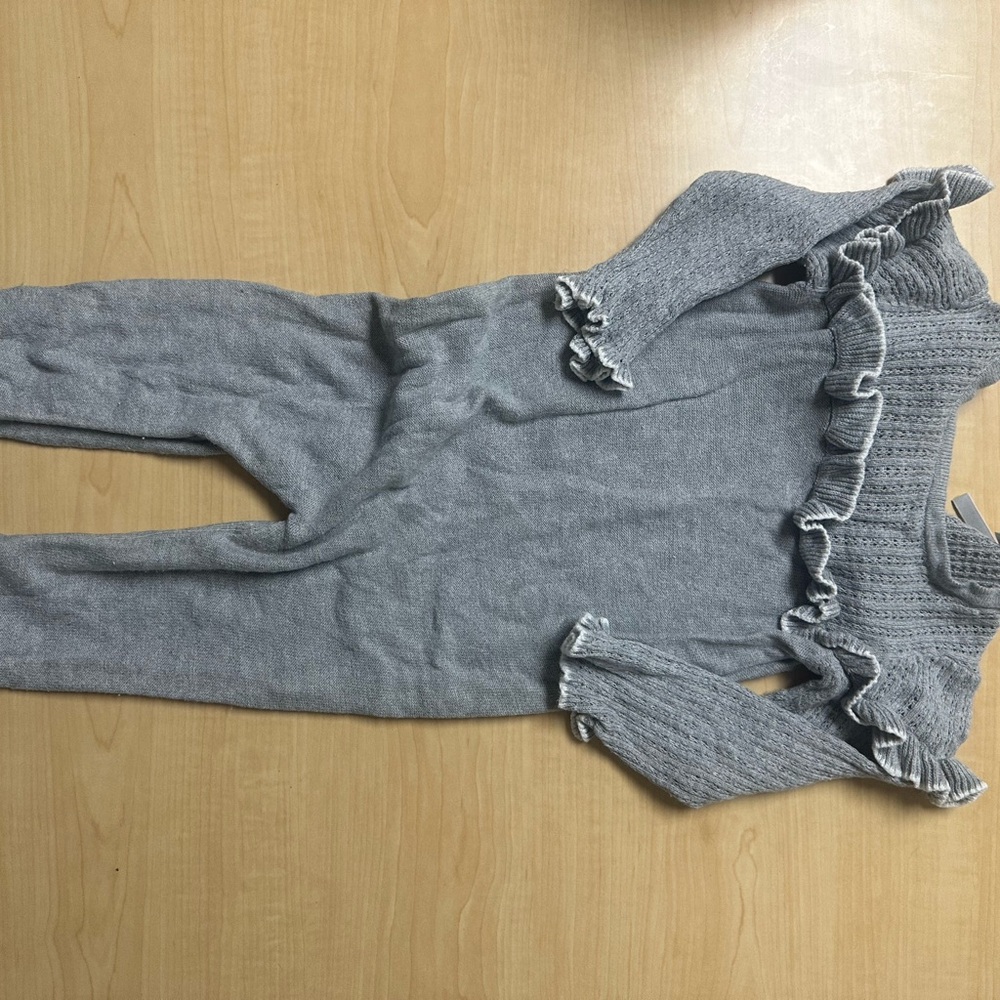 Janie and Jack Light Gray Knit Baby Outfit